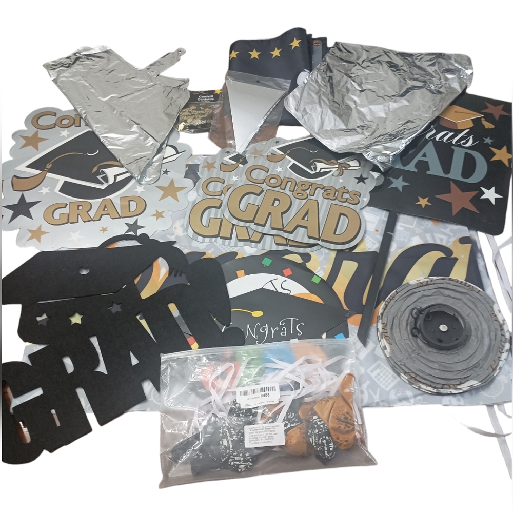 Graduation decorations 16 pieces some pieces NWT